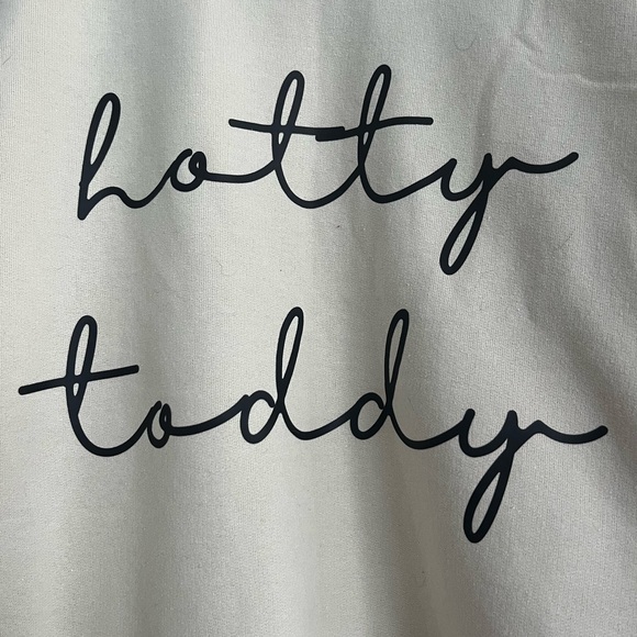 Ole Miss "Hotty Toddy" NWOT Women's Cream Sweatshirt XXL - Picture 5 of 5